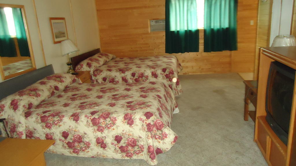 Dreamland Motel Moose Jaw Room photo